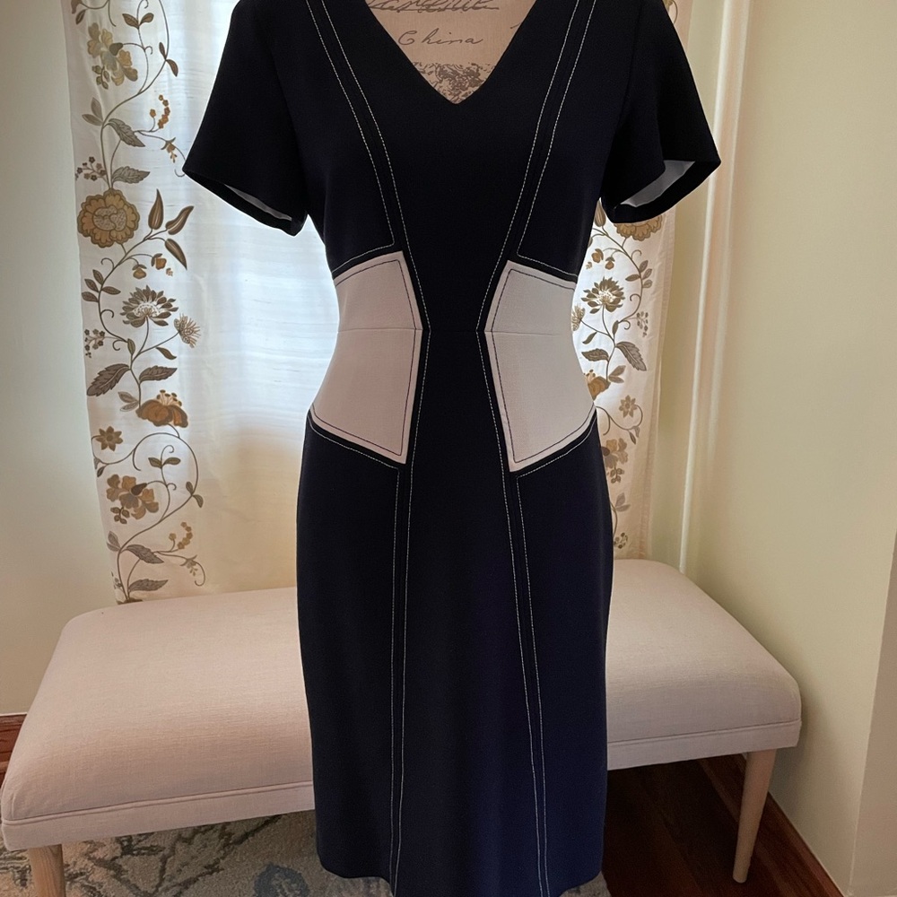 Ann Taylor Blue and Black Sheath Dress V-Neck Short Sleeve